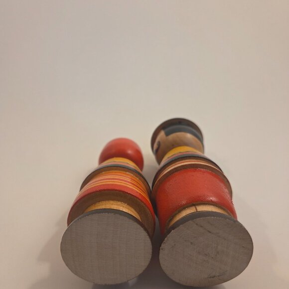 Vintage Hand-Painted Wooden Folk Couple Figurines - Picture 4 of 4